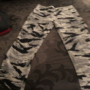 Levi’s Cargo pants